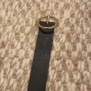Black gold circle belt